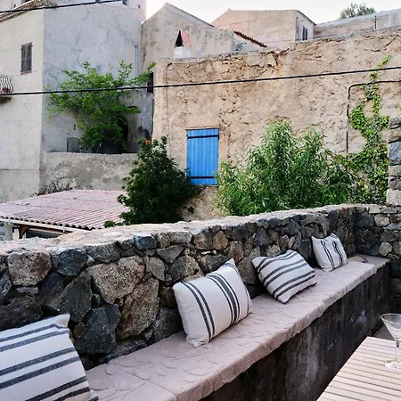 Casa Mia - Maison Et A Louer A Konukevi 3*