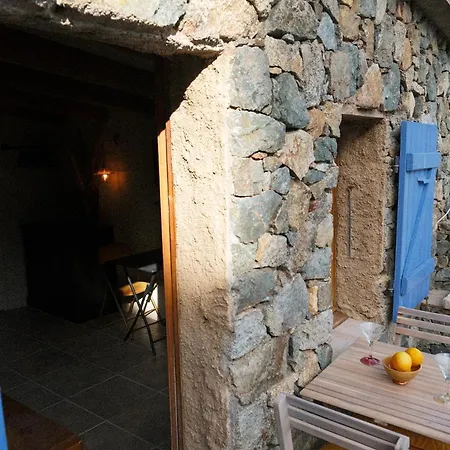 Casa Mia - Maison Et A Louer A Guest house Corbara